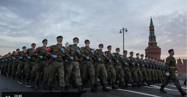 رژه نظامی در پایتخت روسیه