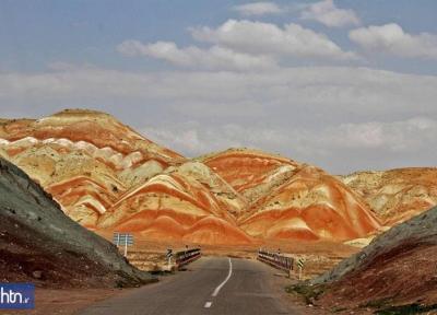آلاداغ لار، کوه های رنگین کمانی ماه نشان زنجان