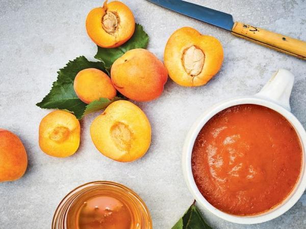 طرز تهیه 13 ماسک هلو برای پوست صورت و سیاهی دور چشم